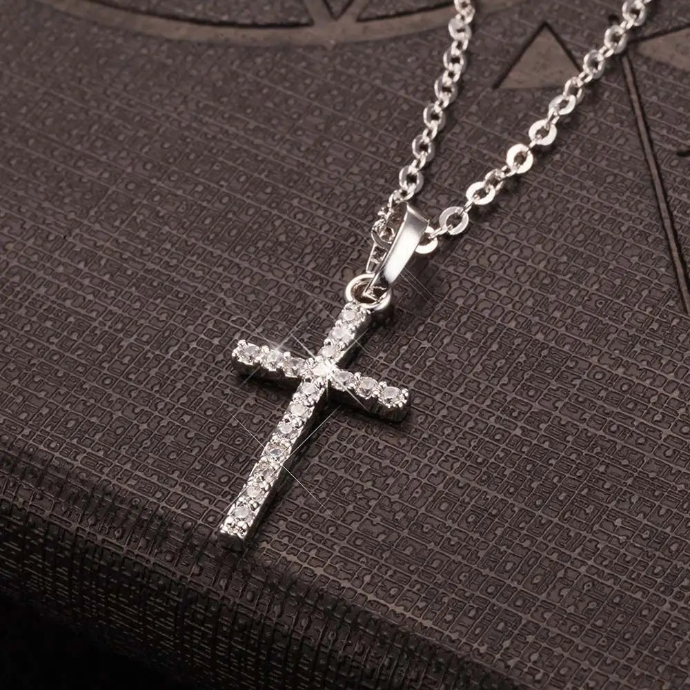 New Fashion Crystal Cross Pendants Necklace Gold Silver Color Jesus Cross Necklace For Men Women Jewelry Gift Wholesale